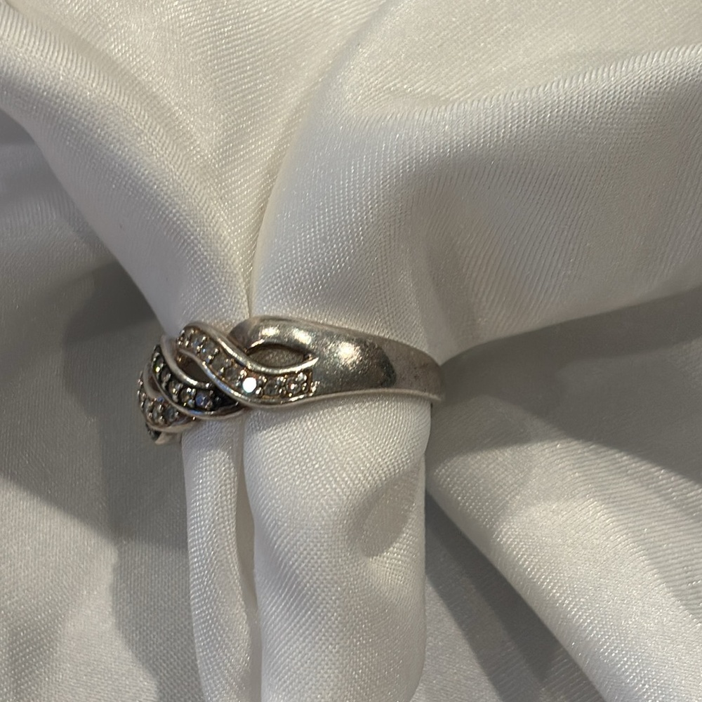 Affinity Silver (925) champagne and white diamond twist band ring. - Picture 3 of 6